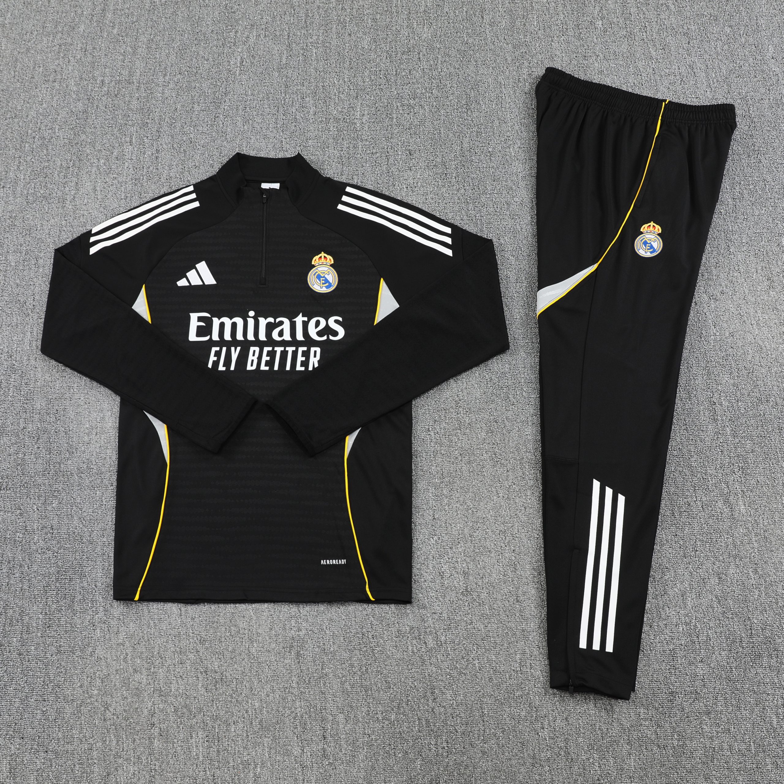 Real Madrid Training Kit (Sweatshirt+Pants) Black 2025/26 - Player Version - Image 5