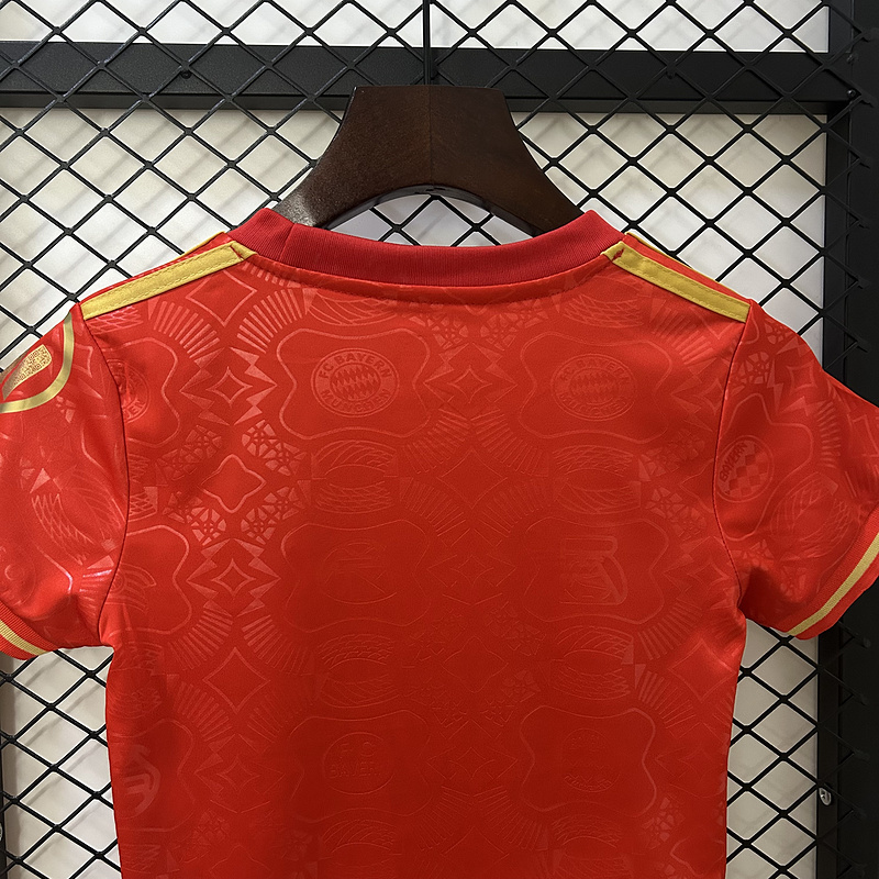 Bayern Munich Kids Kit Jerseys+Shorts 2025/26 125th Anniversary - Image 3