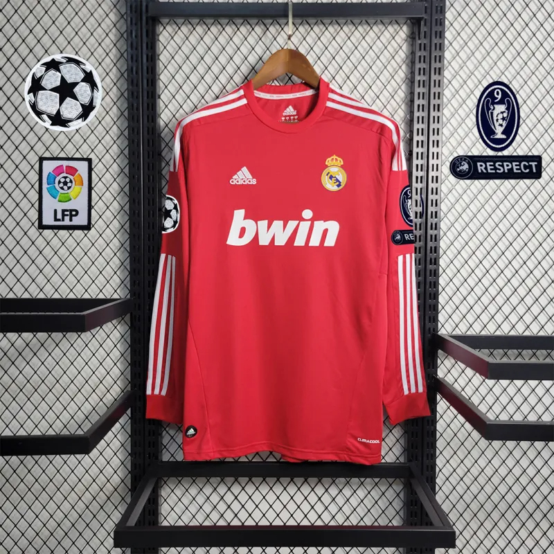 Real Madrid Retro Jersey Away Long Sleeve Soccer Shirt 2011/12 - Image 3