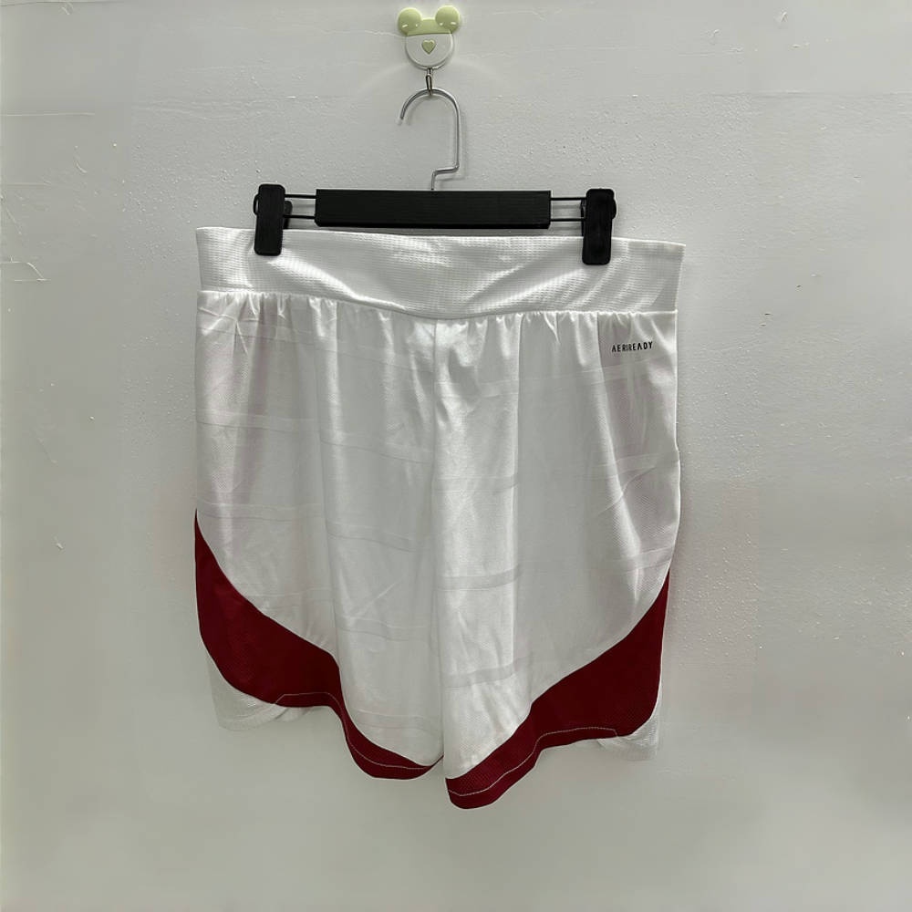 Manchester United Home Football Jersey Shorts 2024/25 - Image 2