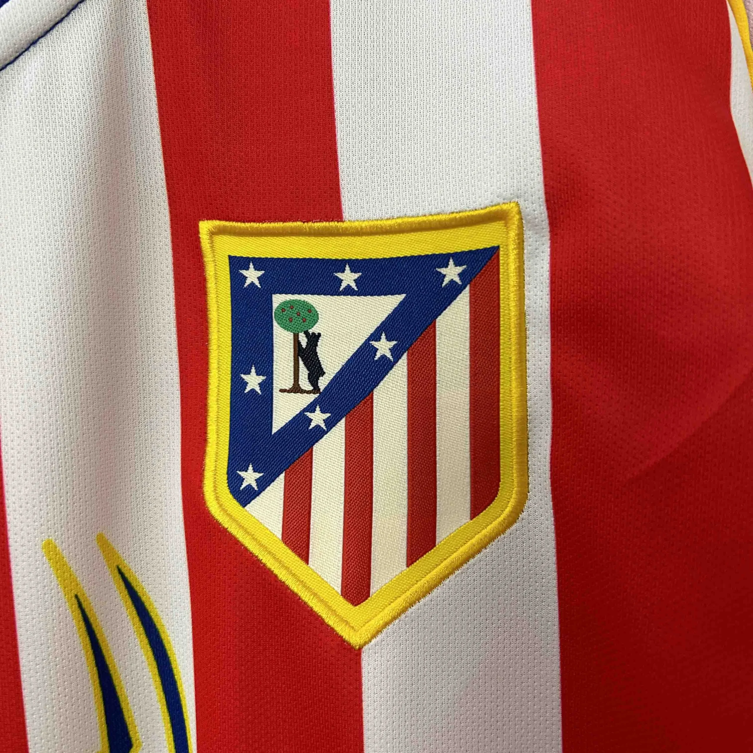 Atletico Madrid Retro Soccer Jersey Home Long Sleeve Shirt 2004/05 - Image 5
