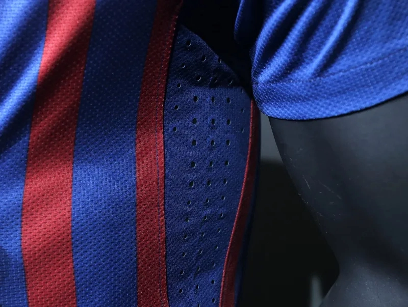 Barcelona Retro Jersey Home Soccer Shirt 2011-12 - Image 6