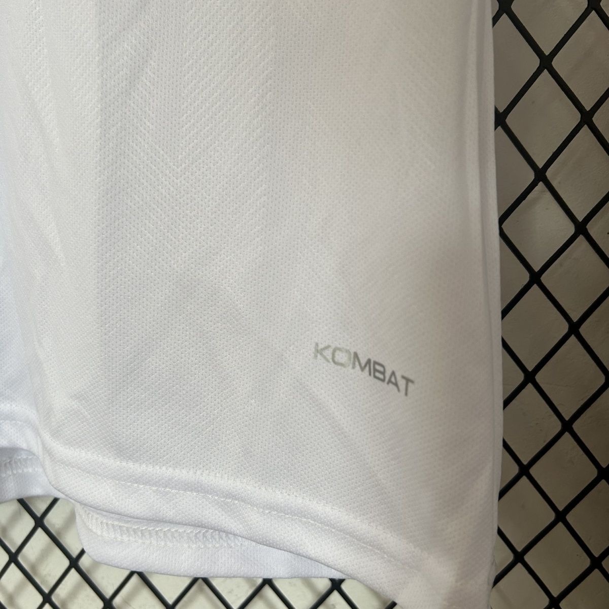 Fiorentina Soccer Jersey Away Custom Shirt 2024/25 - Image 2