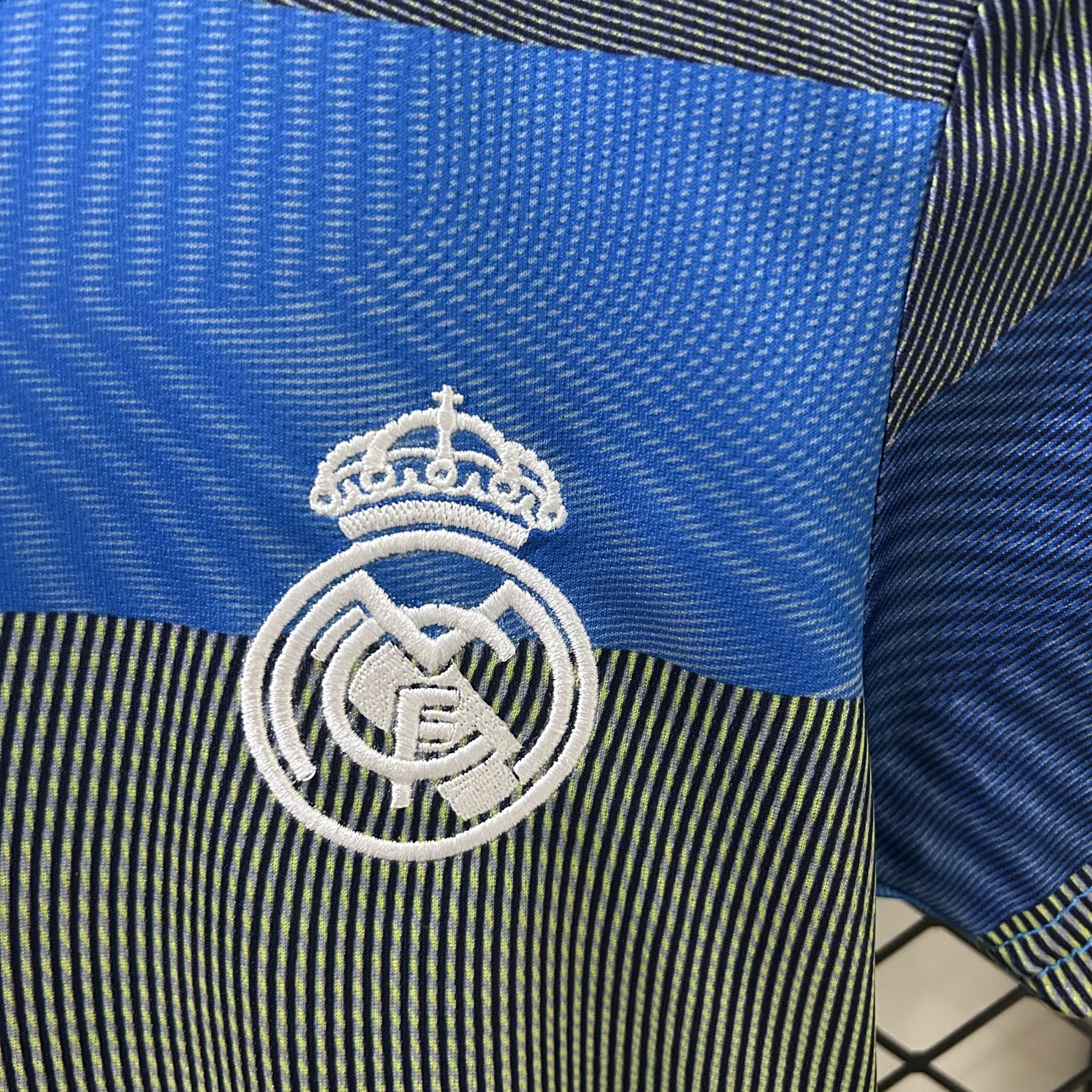 Real Madrid Soccer Jersey Training Kids Kit Jersey+Shorts 2025/26 - Image 4