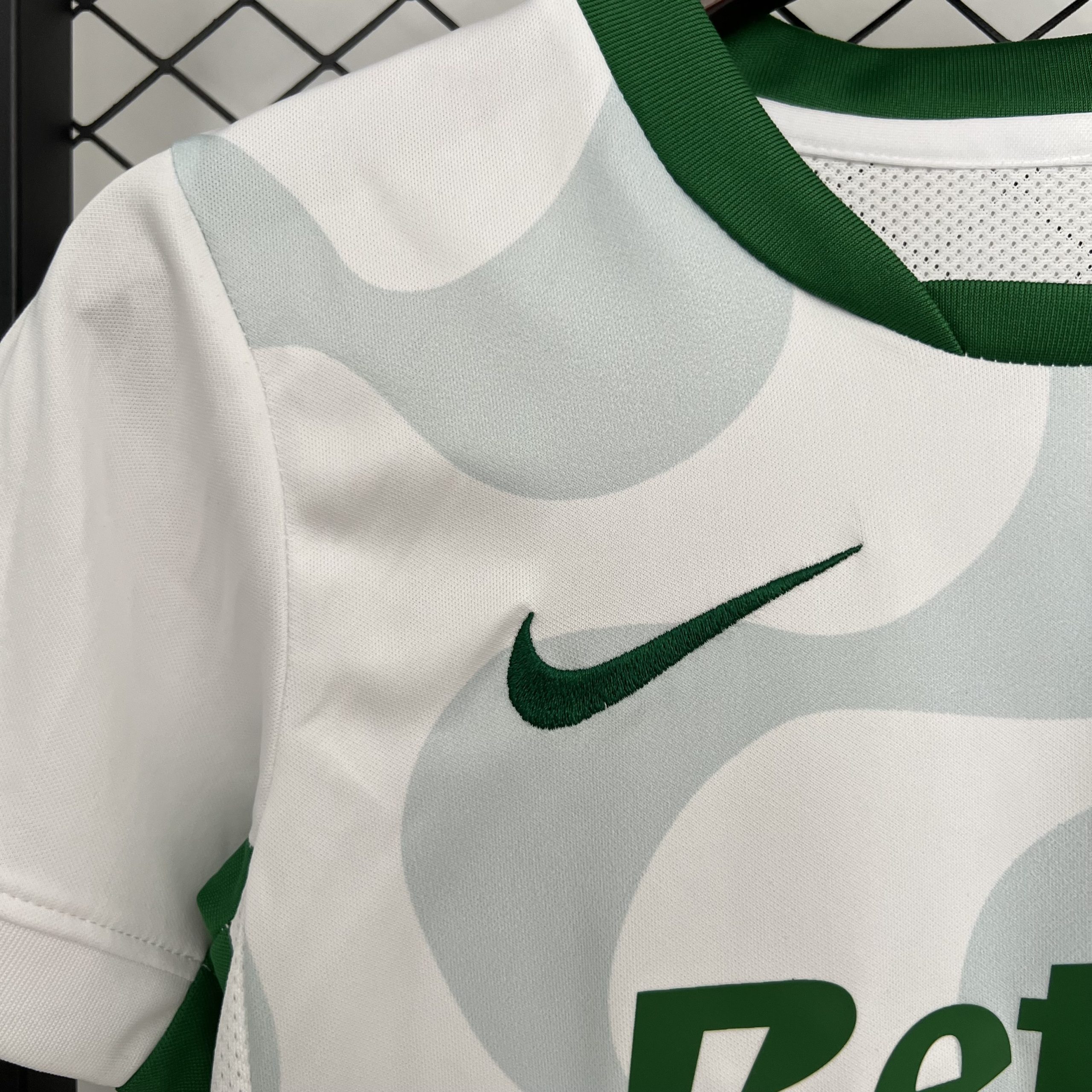Sporting CP Soccer Jersey Fourth Away Kids Kit Jersey+Shorts 2025/26 - Image 3