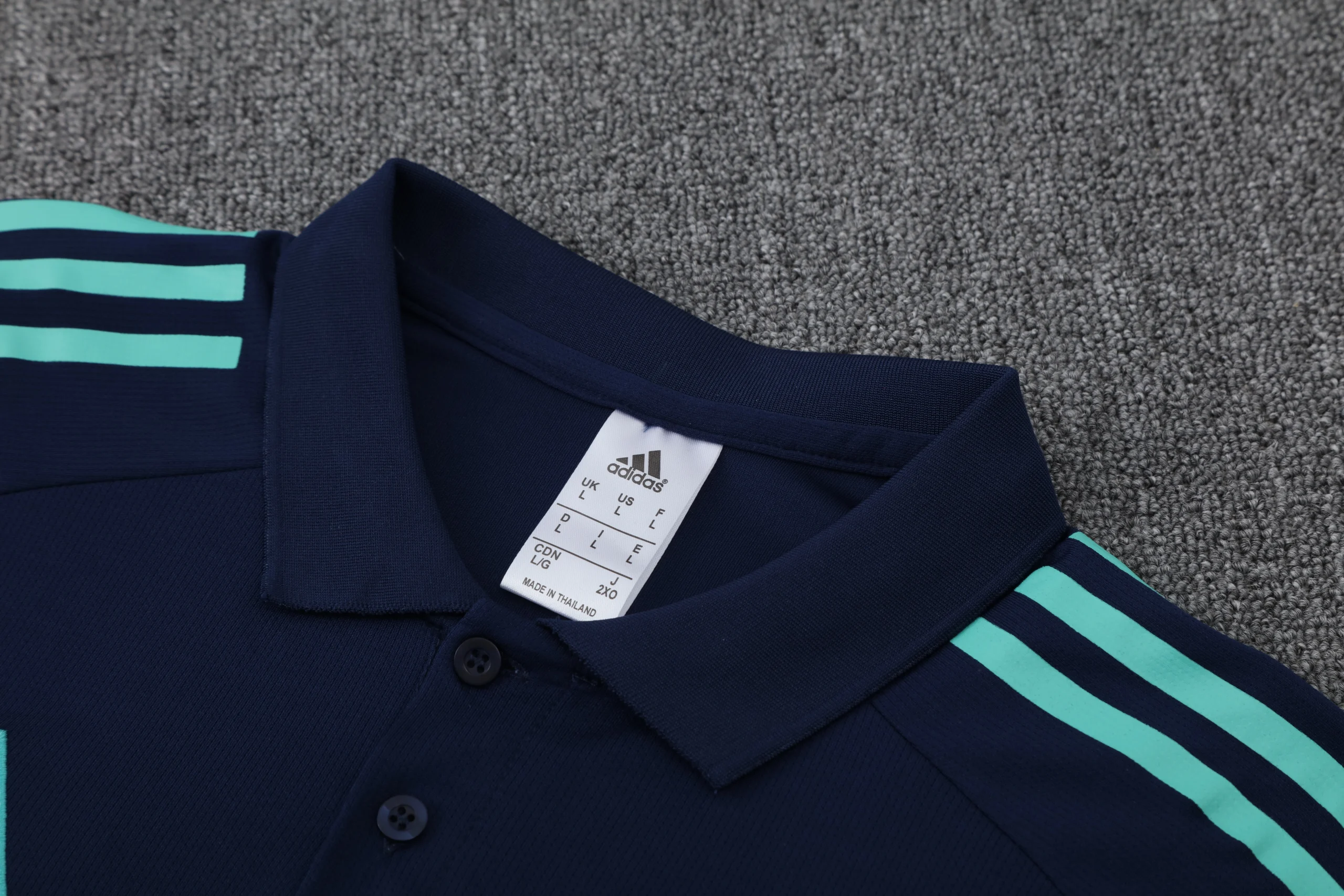 Arsenal Training Kit (Polo+Pants) 2025/26 - Image 5