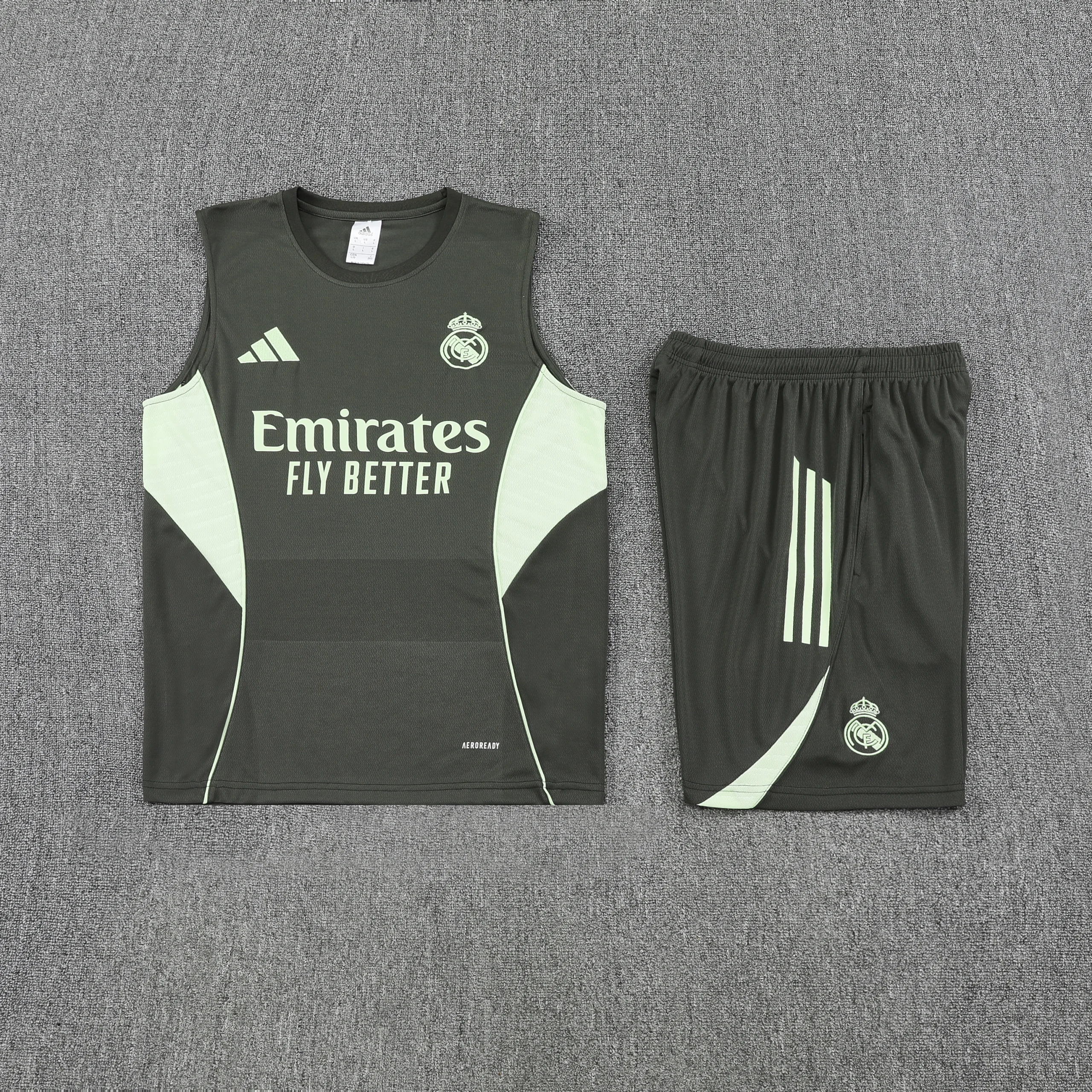 Real Madrid Sleeveless Training Kit 2025/26 - Image 3