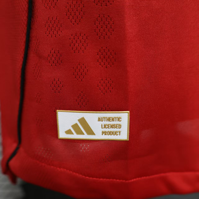 Manchester United Home Long Sleeve Jersey Shirt 2025/26 - Image 4