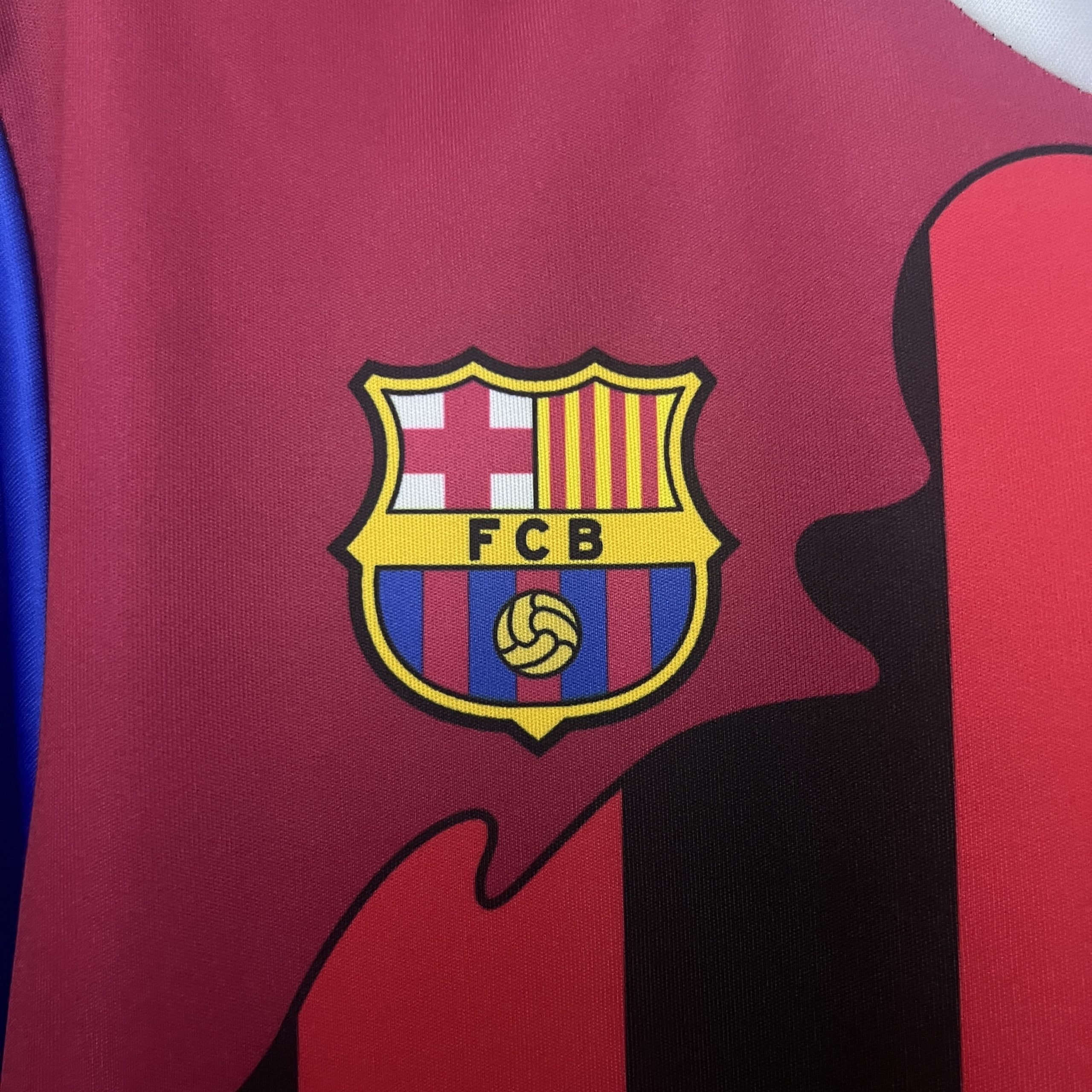 Ibrahimovic Commemorative Edition Shirt 2025/26 - All Club Mix - Image 4