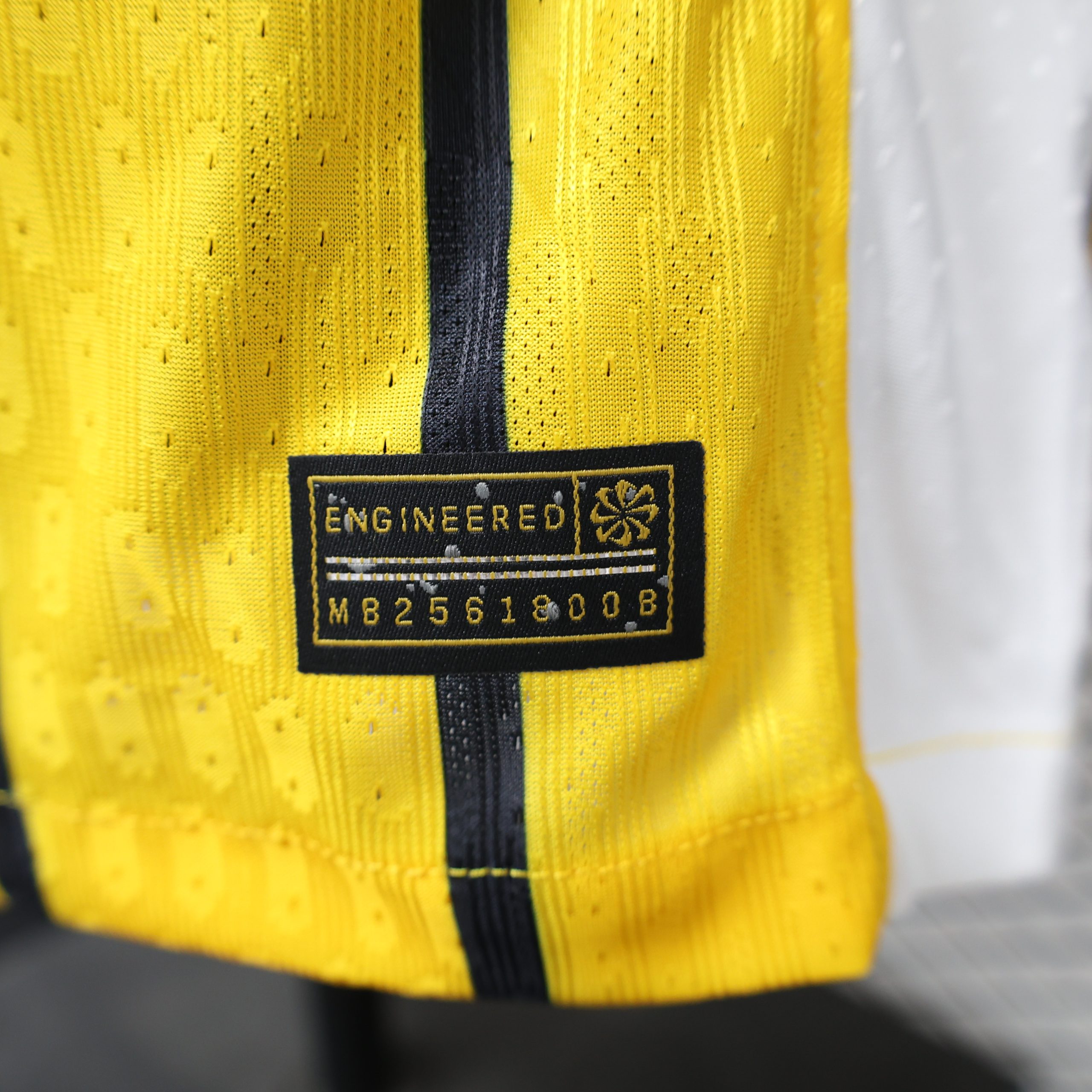 Brighton & Hove Albion Football Jersey Away Shirt 2024/25 - Image 2