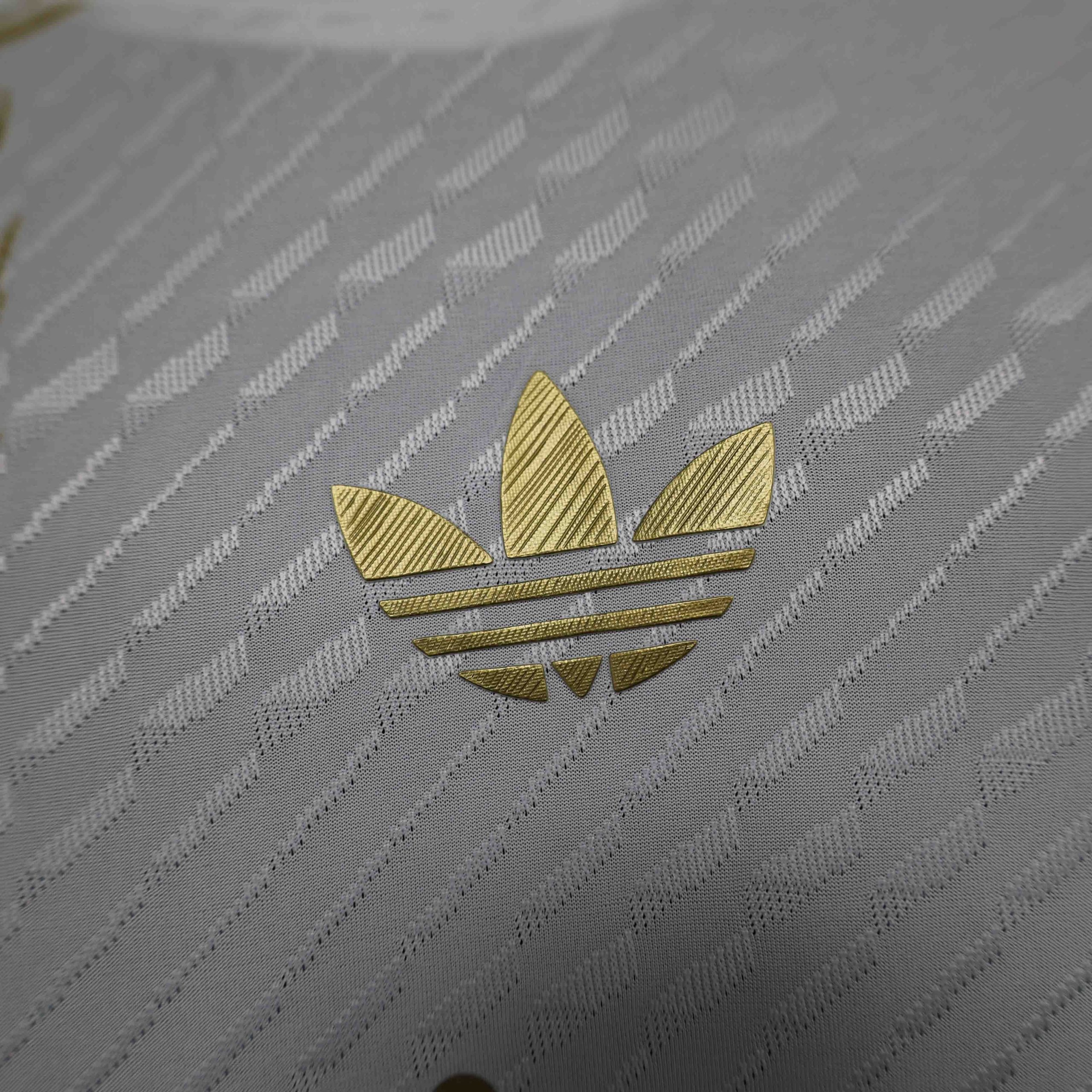 Real Madrid Soccer Jersey Golden Dragon White Special Edition Shirt 2024/25 - Image 4