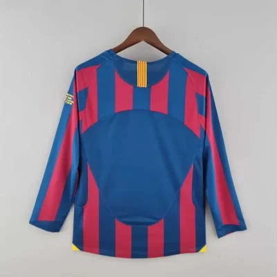 Alternative view of Barcelona Retro Jersey Home Long Sleeve Soccer Shirt 2005-06