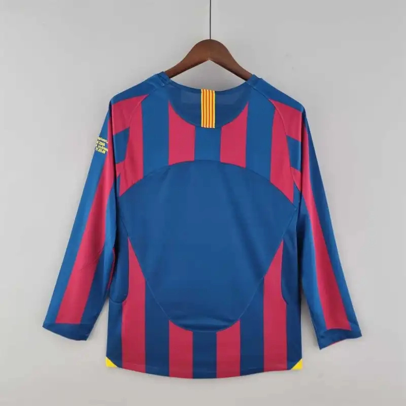 Barcelona Retro Jersey Home Long Sleeve Soccer Shirt 2005-06 - Image 2