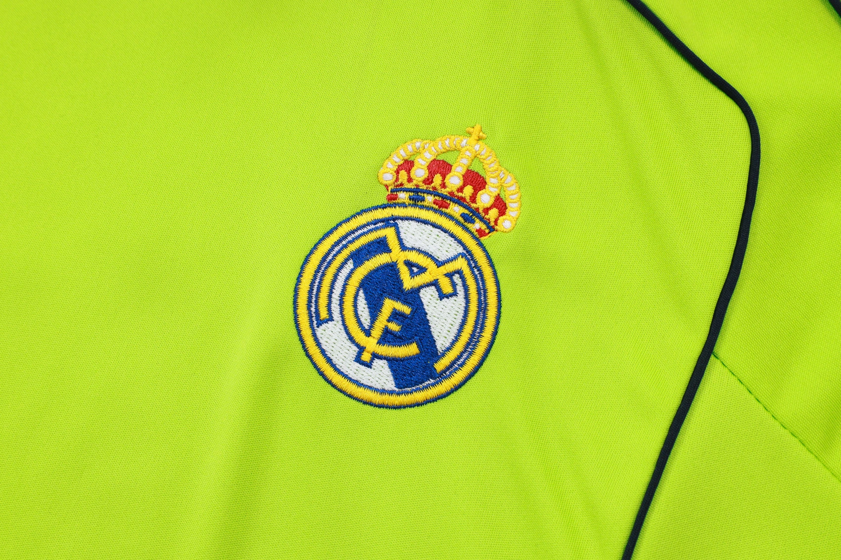 Real Madrid Sleeveless Training Kit Green 2025/26 - Image 4