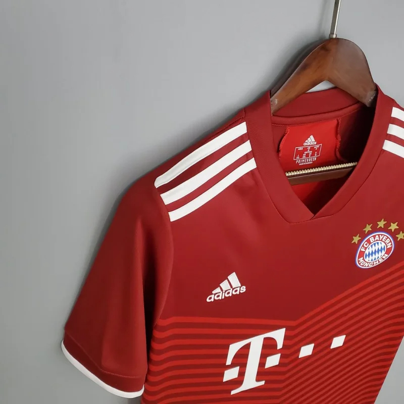 Bayern Munich Retro Jersey Home Soccer Shirt 2021/22 - Image 4