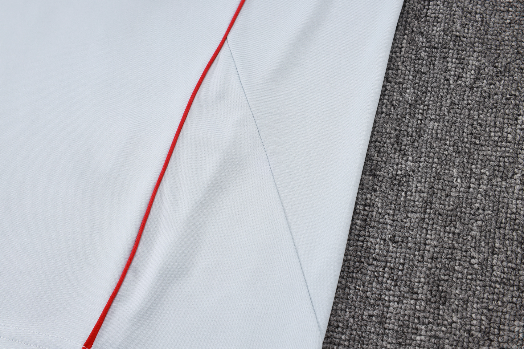 Bayern Munich Sleeveless Training Kit Gray 2025/26 - Image 3