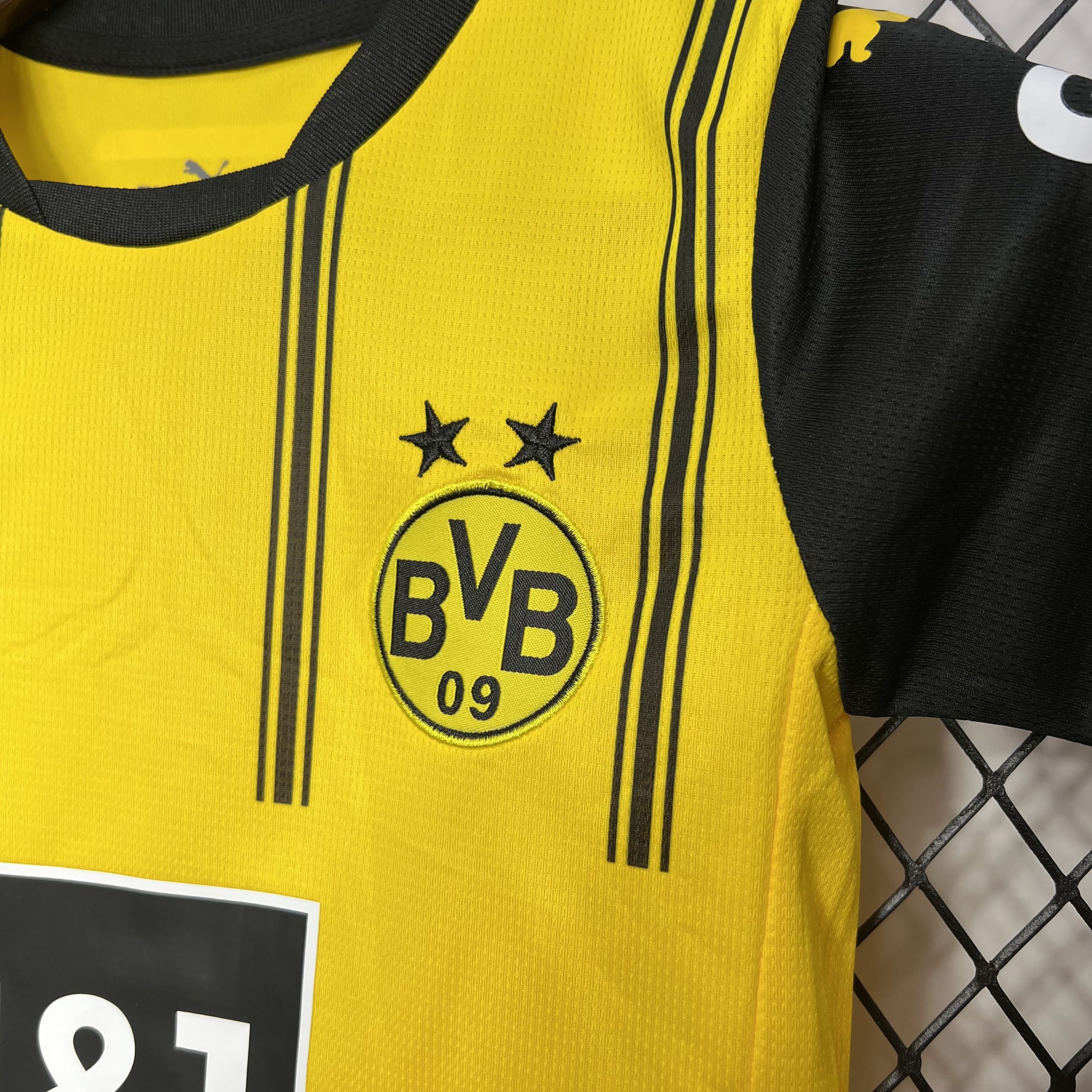 Borussia Dortmund Home Kids Kit Jersey+Shorts 2024/25 - Image 6