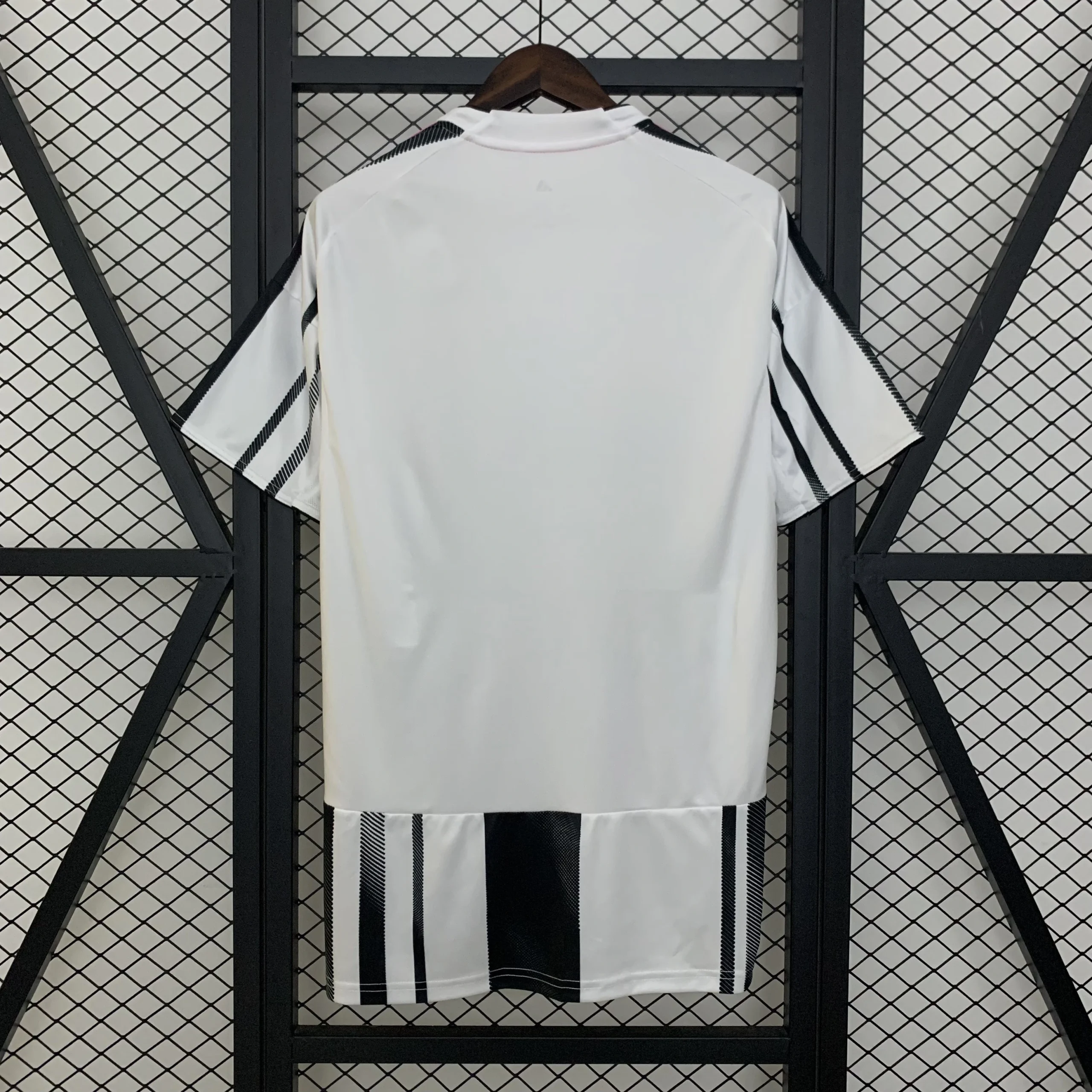 Juventus Soccer Jersey Home Custom Shirt 2025/26 - Image 2